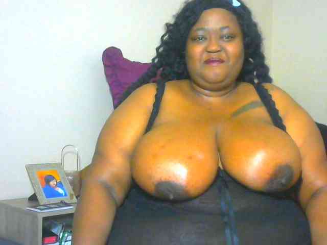 BellyGoddess webcam