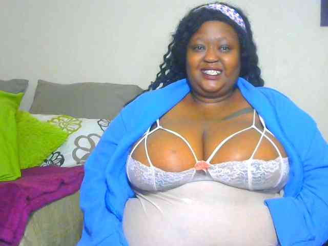 BellyGoddess webcam