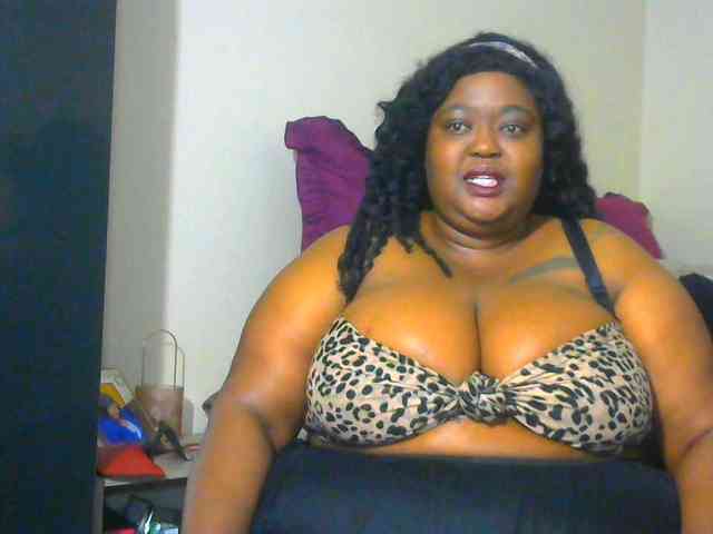 BellyGoddess webcam