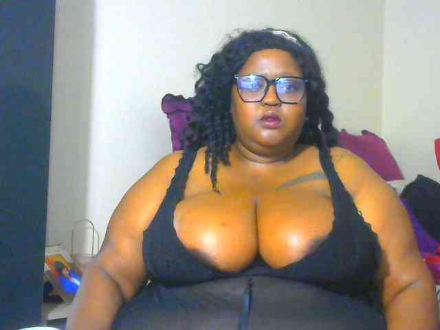 BellyGoddess webcam