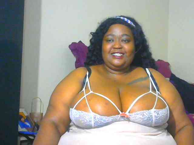 BellyGoddess webcam