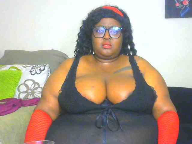 BellyGoddess webcam