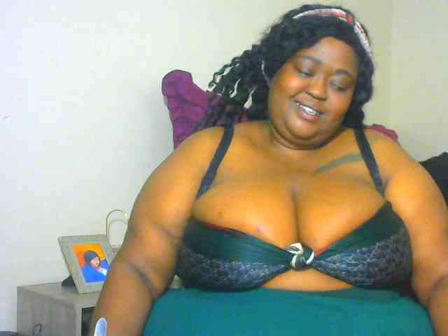 BellyGoddess webcam