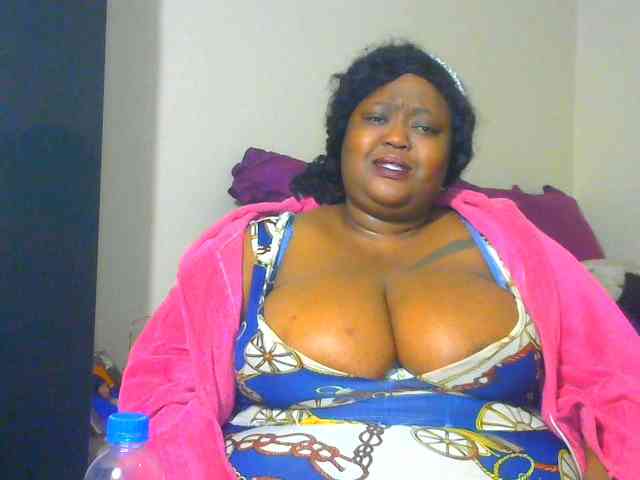 BellyGoddess webcam