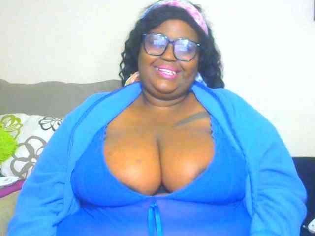 BellyGoddess webcam