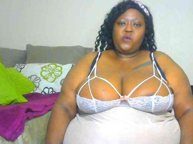BellyGoddess webcam