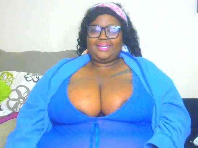 BellyGoddess webcam
