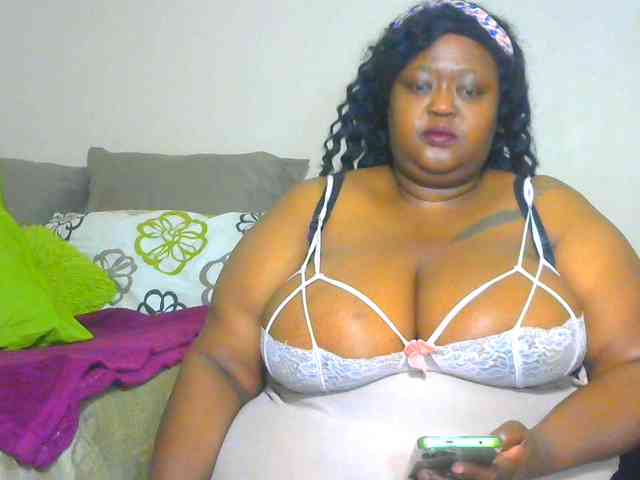 BellyGoddess webcam