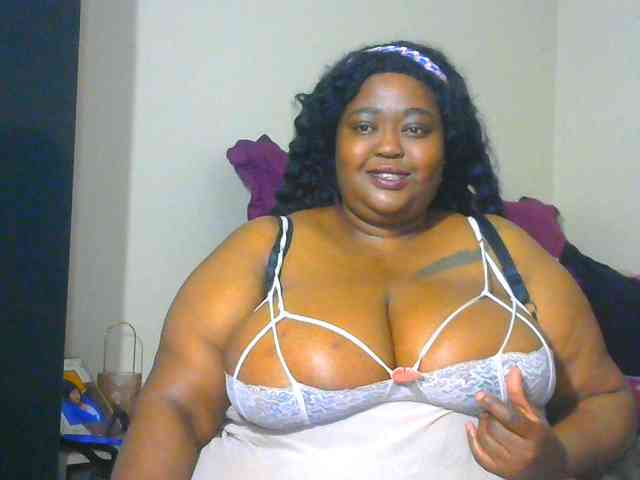 BellyGoddess webcam
