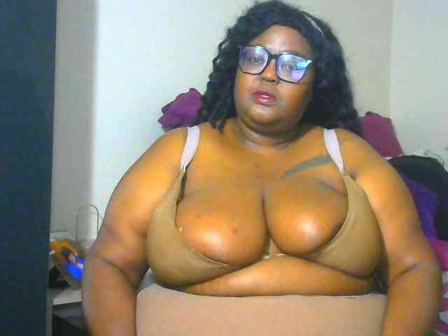 BellyGoddess webcam