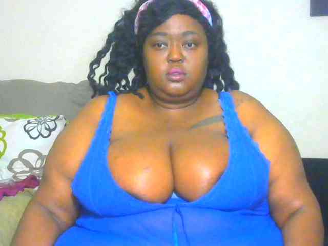 BellyGoddess webcam