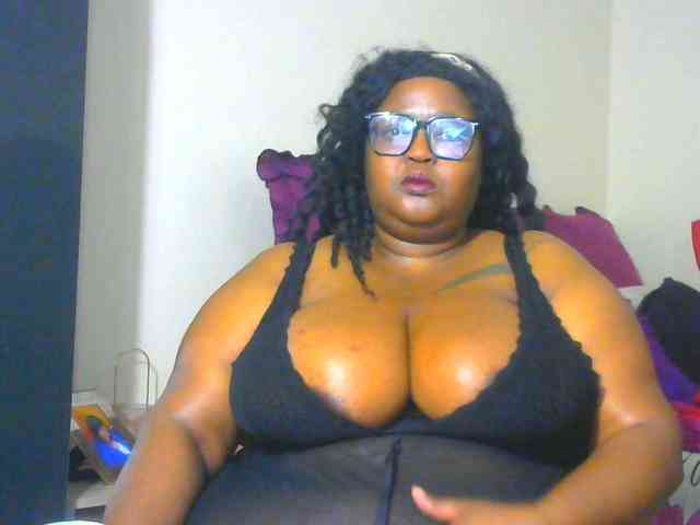BellyGoddess webcam