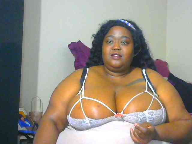 BellyGoddess webcam