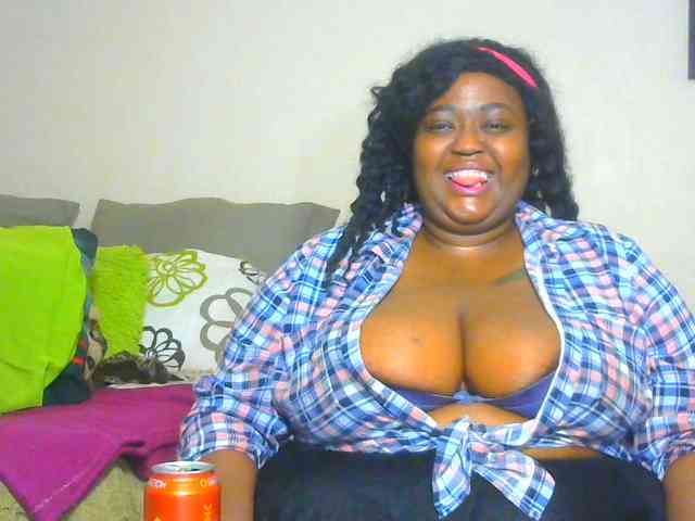 BellyGoddess webcam