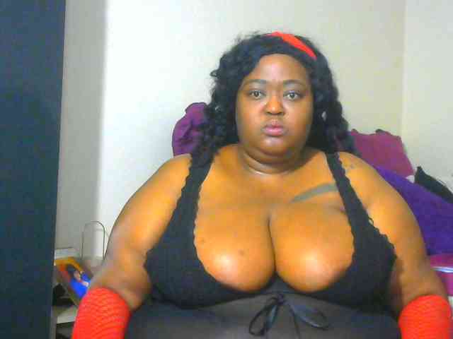 BellyGoddess webcam