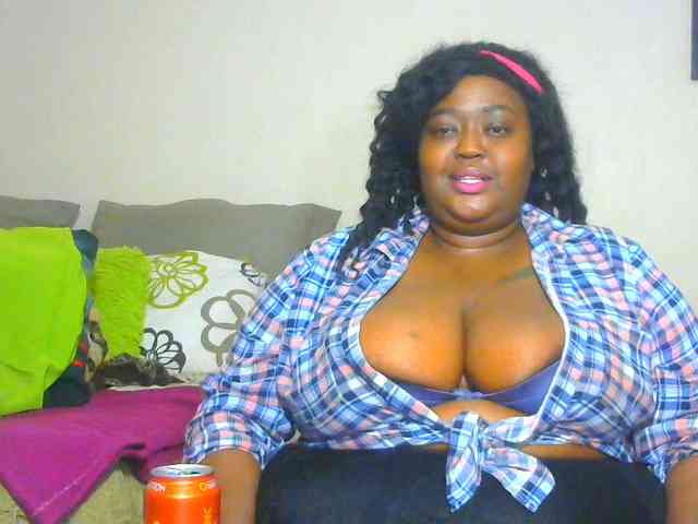 BellyGoddess webcam