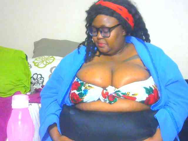 BellyGoddess webcam