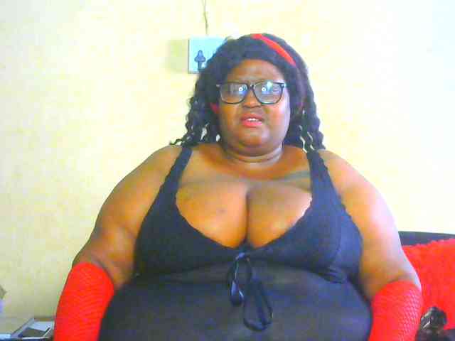 BellyGoddess webcam
