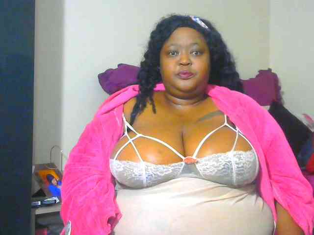 BellyGoddess webcam