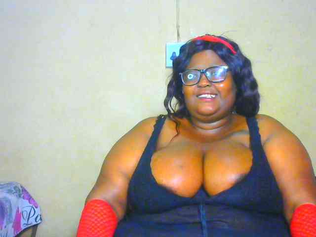 BellyGoddess webcam