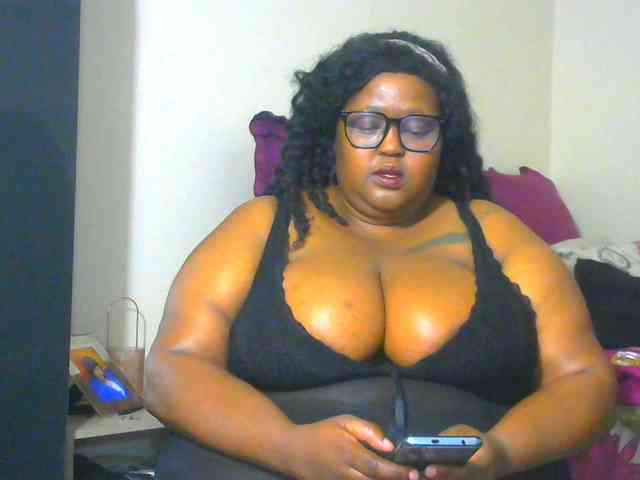BellyGoddess webcam