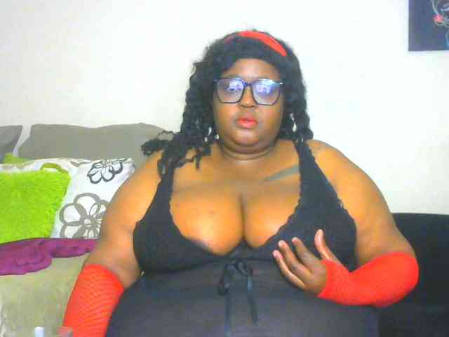 BellyGoddess webcam