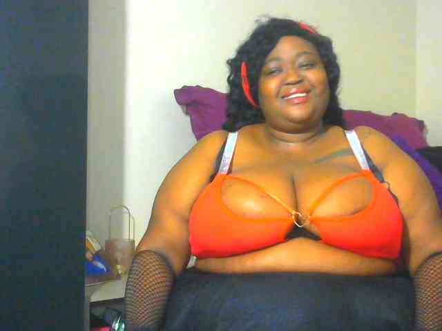 BellyGoddess webcam