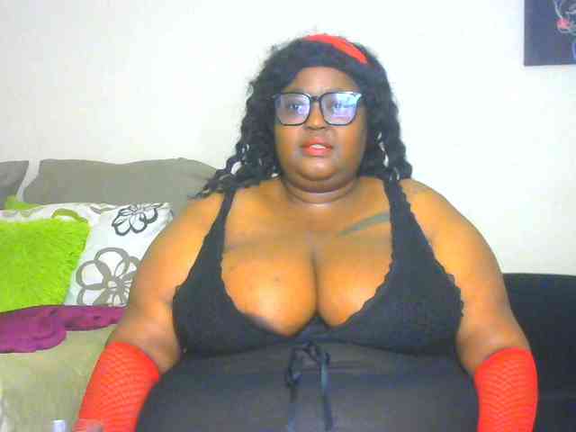 BellyGoddess webcam