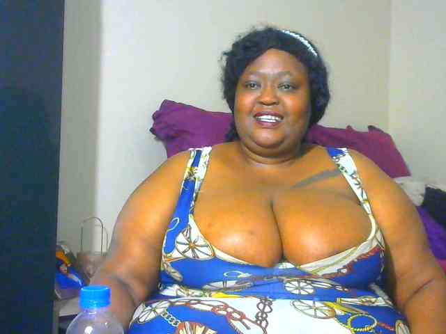 BellyGoddess webcam