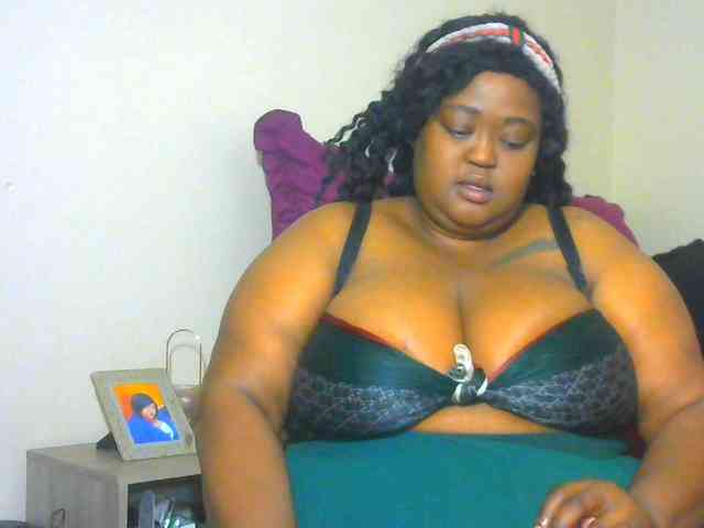 BellyGoddess webcam