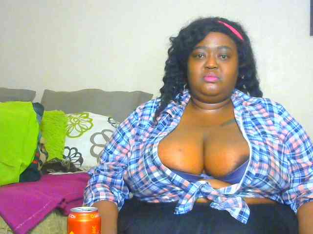 BellyGoddess webcam