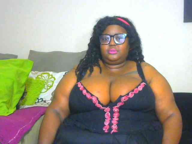 BellyGoddess webcam