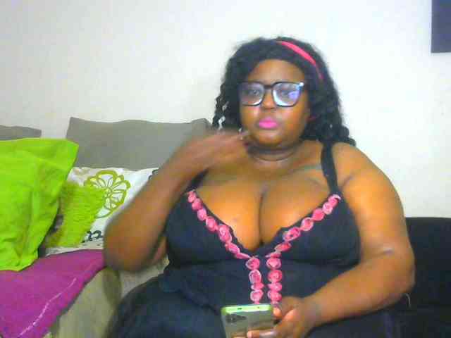 BellyGoddess webcam