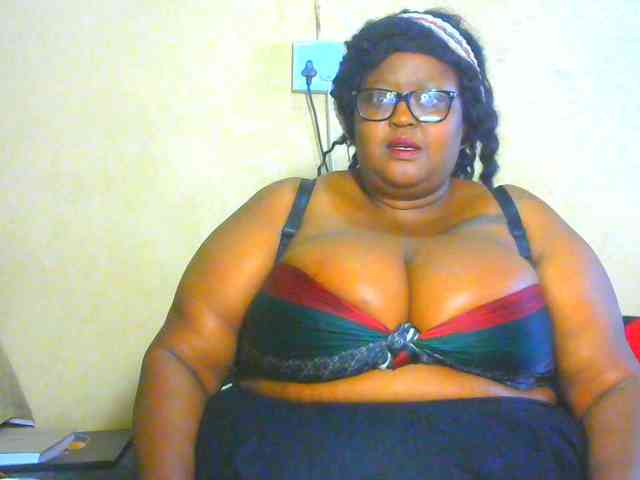 BellyGoddess webcam