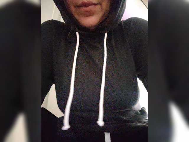 NinaBelluschi's BongaCams show and profile