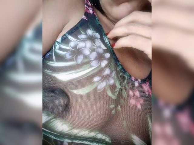 NinaBelluschi's BongaCams show and profile