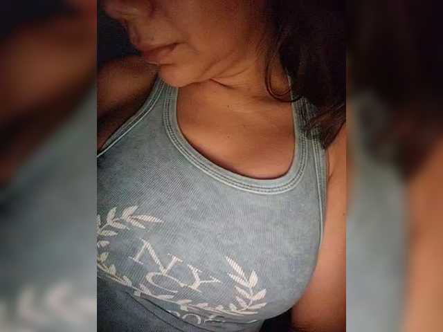 NinaBelluschi's BongaCams show and profile