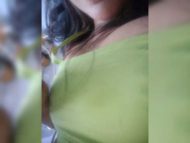 NinaBelluschi's BongaCams show and profile