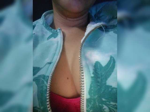 NinaBelluschi's BongaCams show and profile