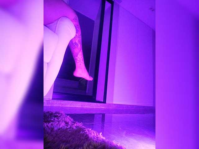 NinaBelluschi's BongaCams show and profile