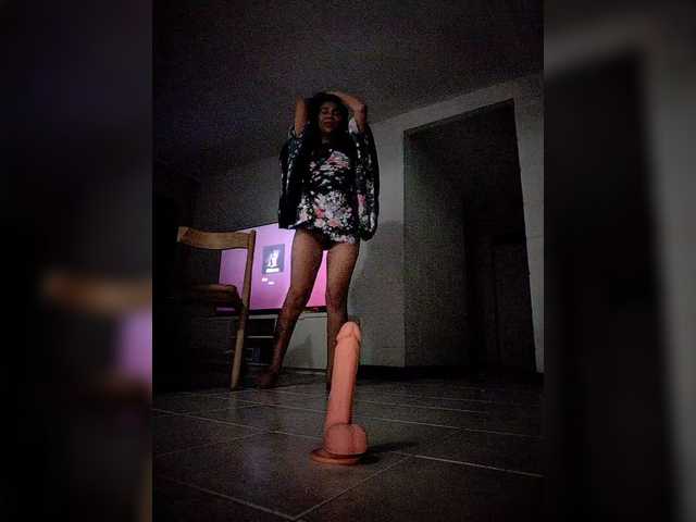 NinaBelluschi's BongaCams show and profile