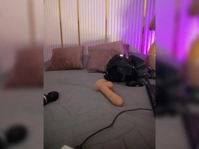 NinaBelluschi's BongaCams show and profile