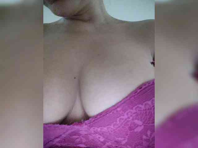 NinaBelluschi webcam