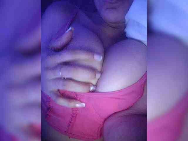 NinaBelluschi webcam