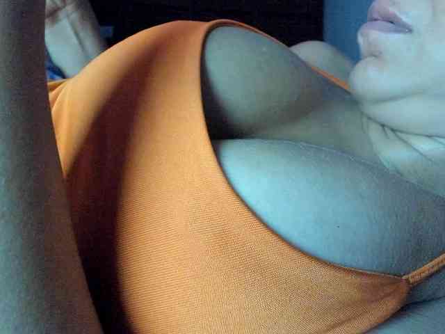 NinaBelluschi webcam