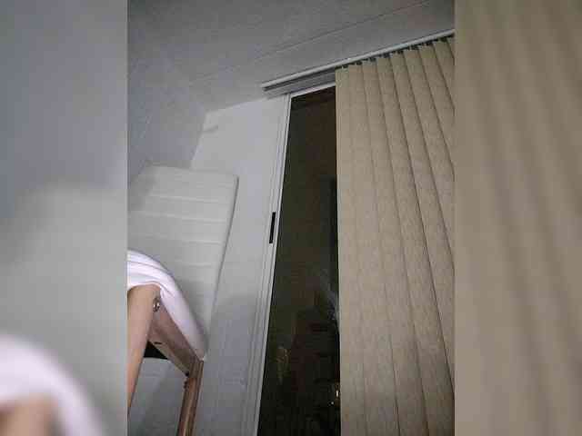 NinaBelluschi webcam