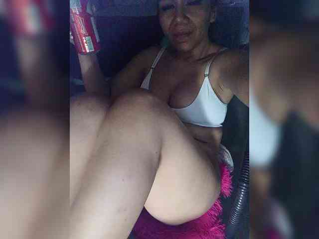 NinaBelluschi webcam