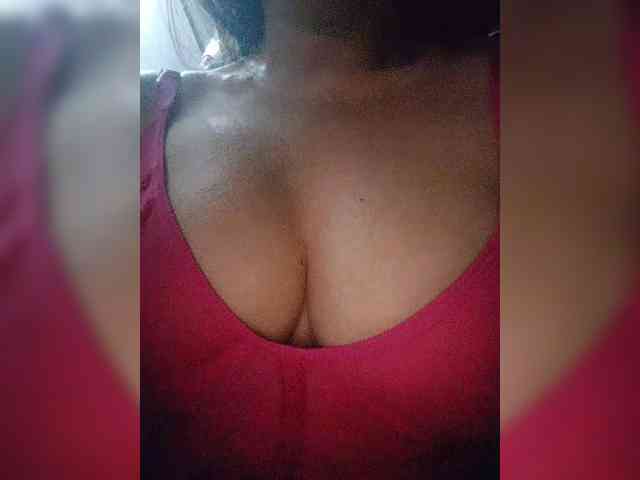 NinaBelluschi webcam