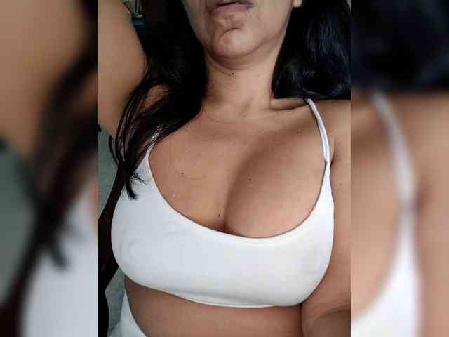 NinaBelluschi webcam