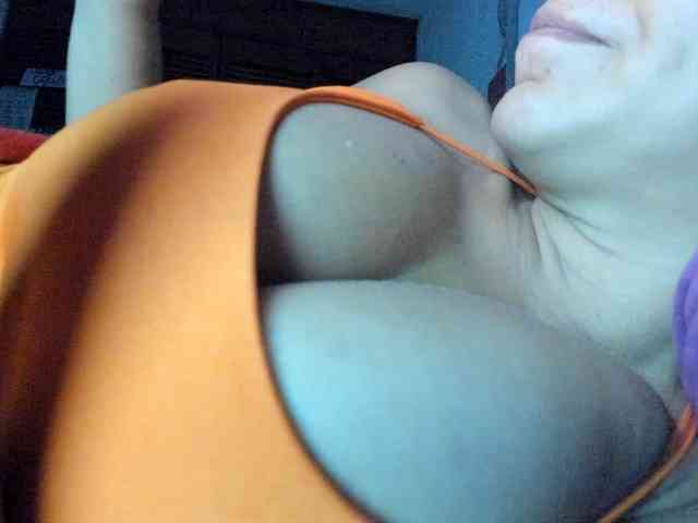 NinaBelluschi webcam